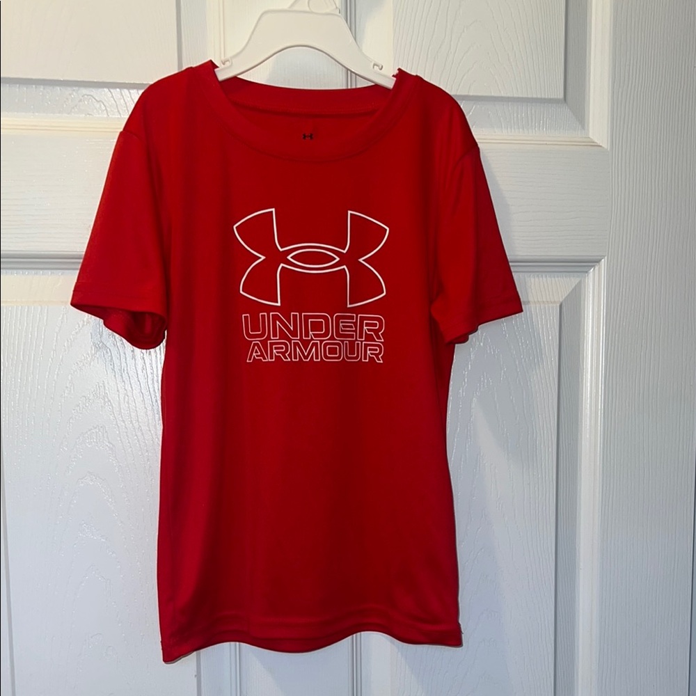 New Under Armour Kids Red T-Shirt Size 7
